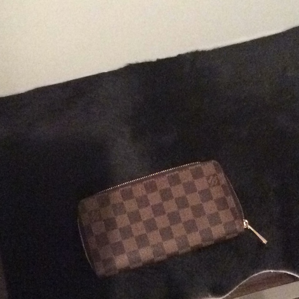 Brown check fashion wallet